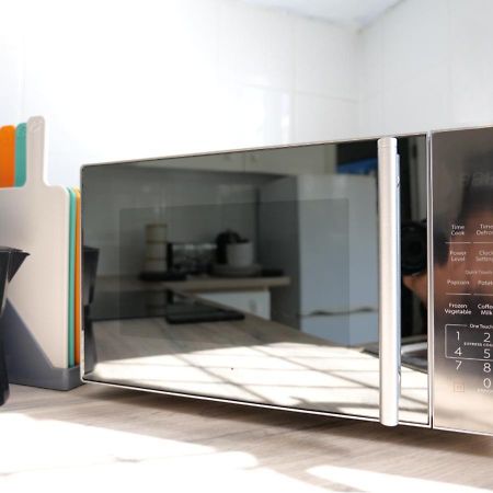 Modern Spark Home With Parking, Garden, Wi-Fi 伯明翰 外观 照片